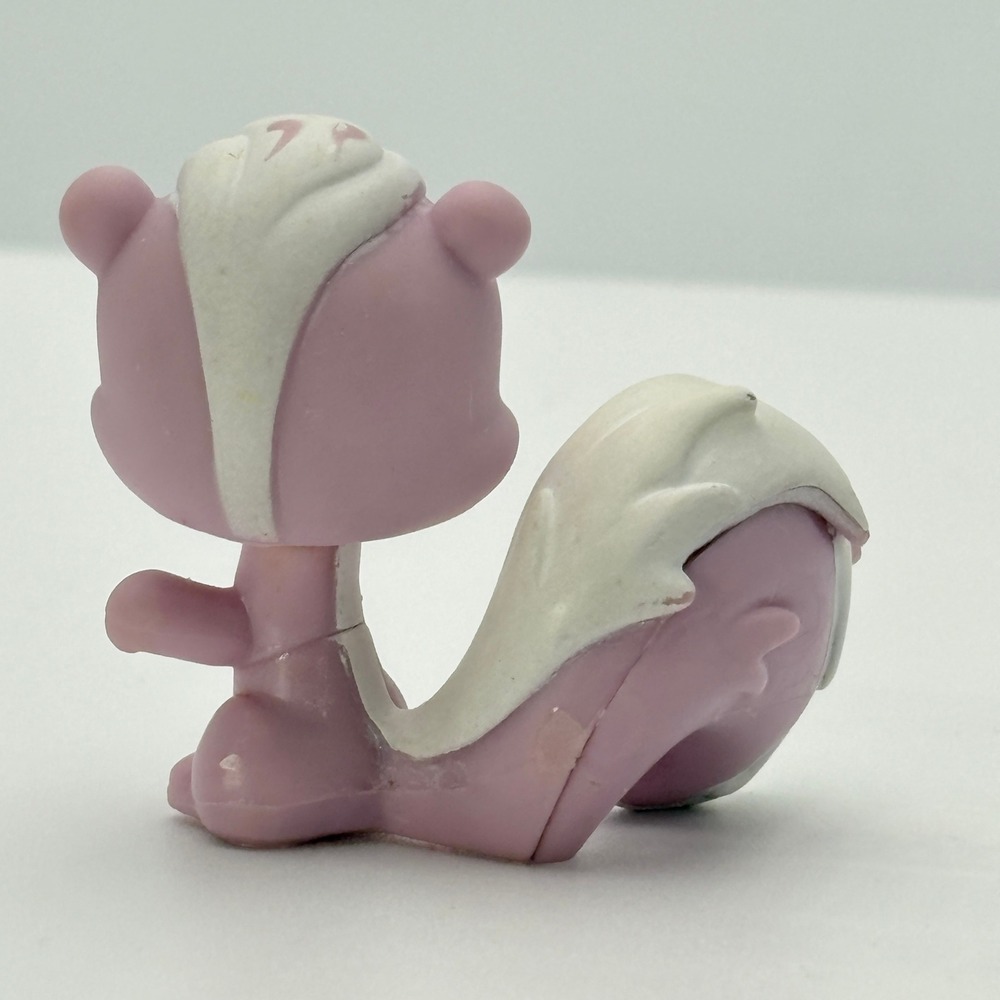 Littlest Pet Shop Squirrel 910 Figure 2007 LPS Purple Heart Snowflake Eye - Picture 3 of 7
